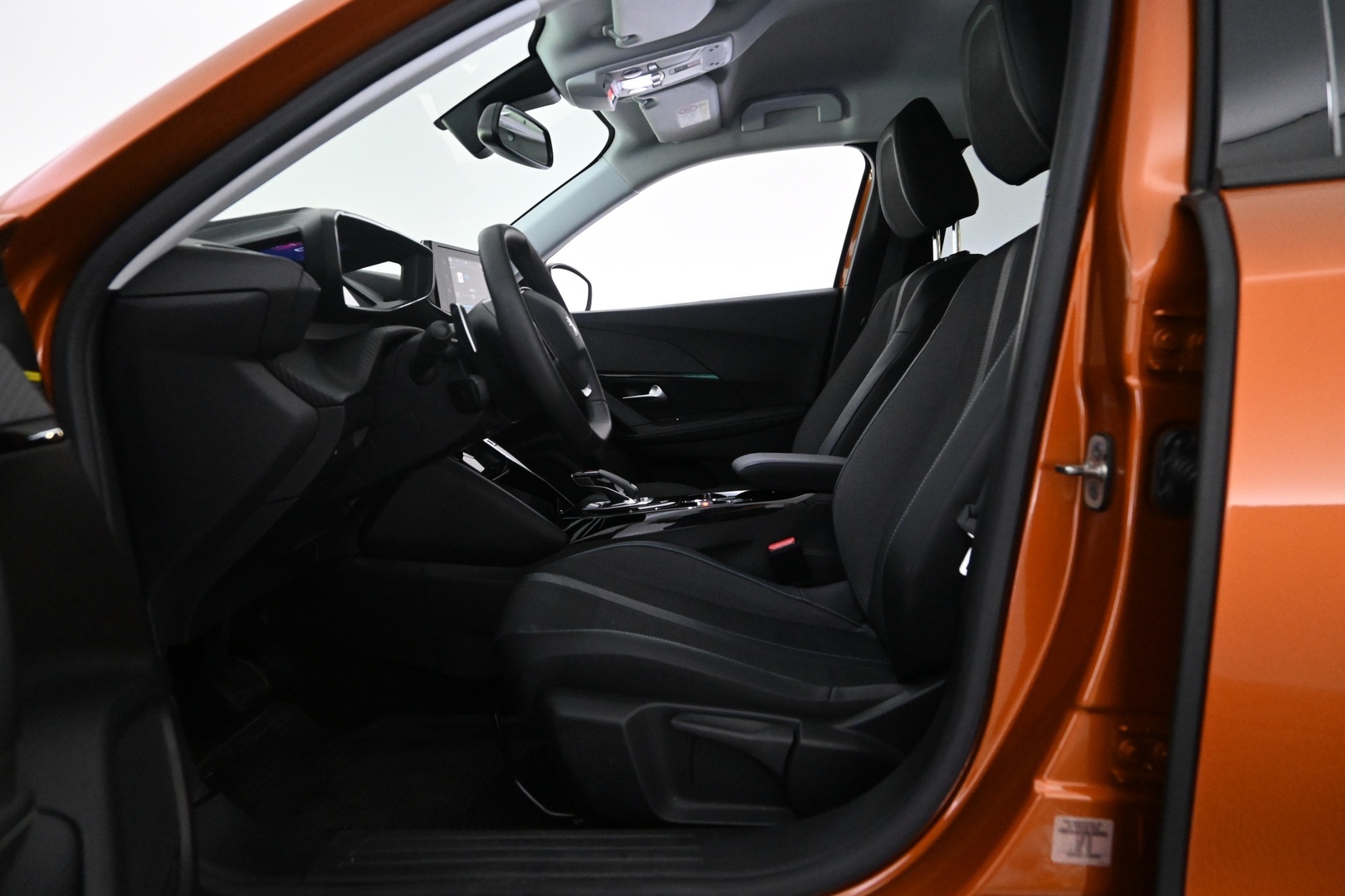 PEUGEOT 2008 2021