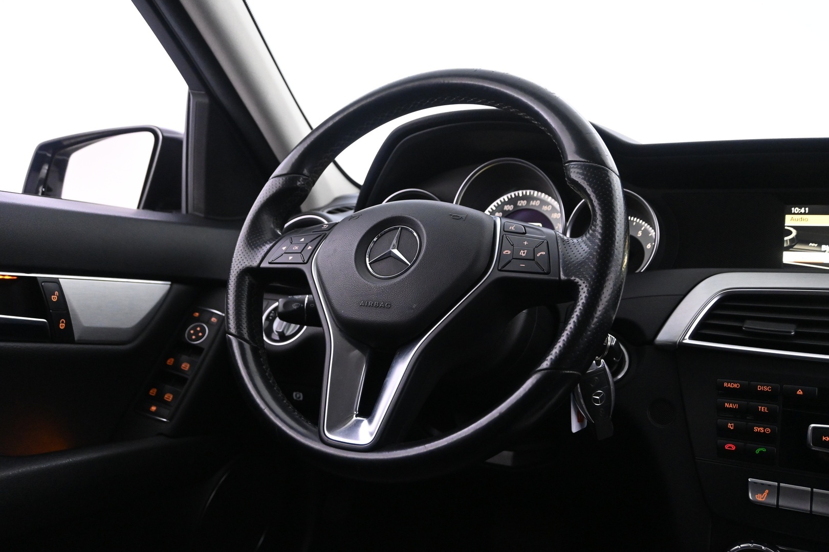 MERCEDES-BENZ C 2011