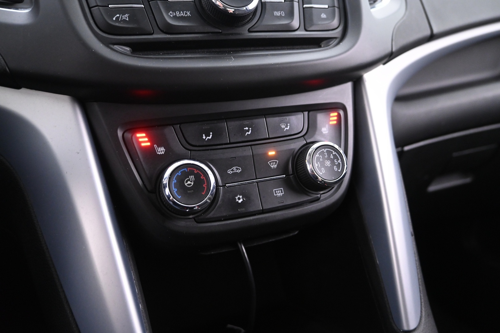 OPEL Zafira Tourer 2012