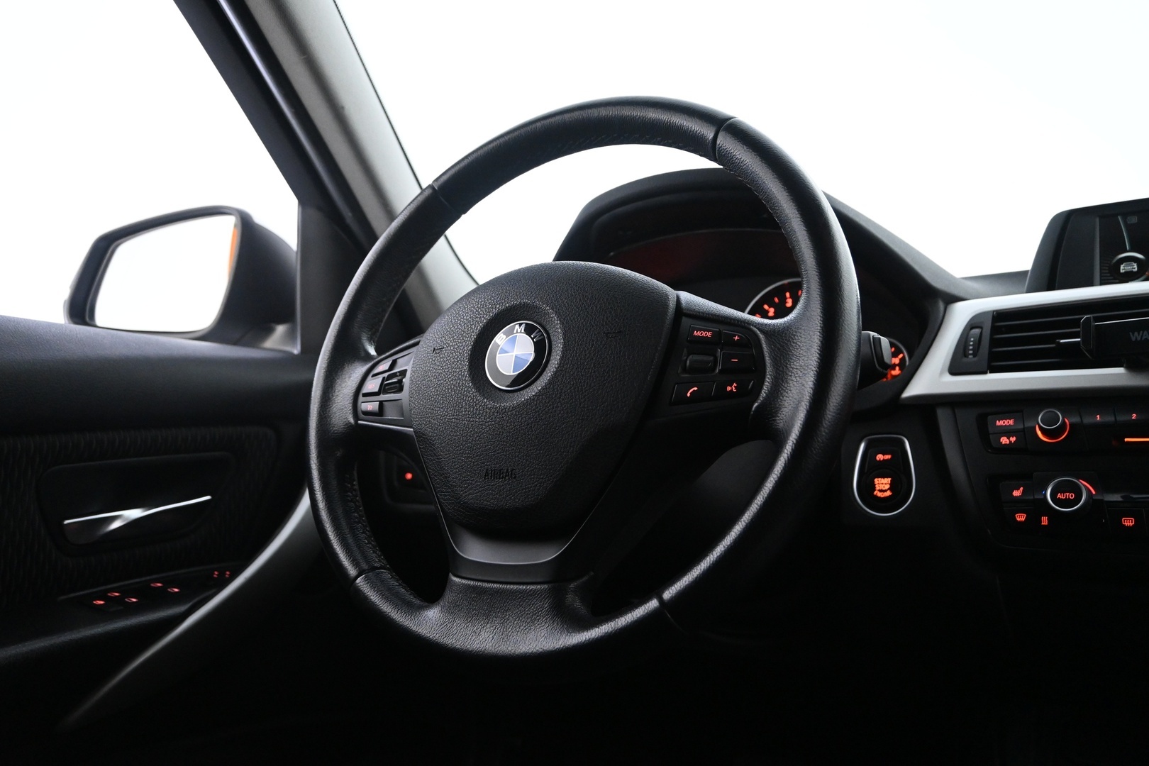 BMW 320 2013