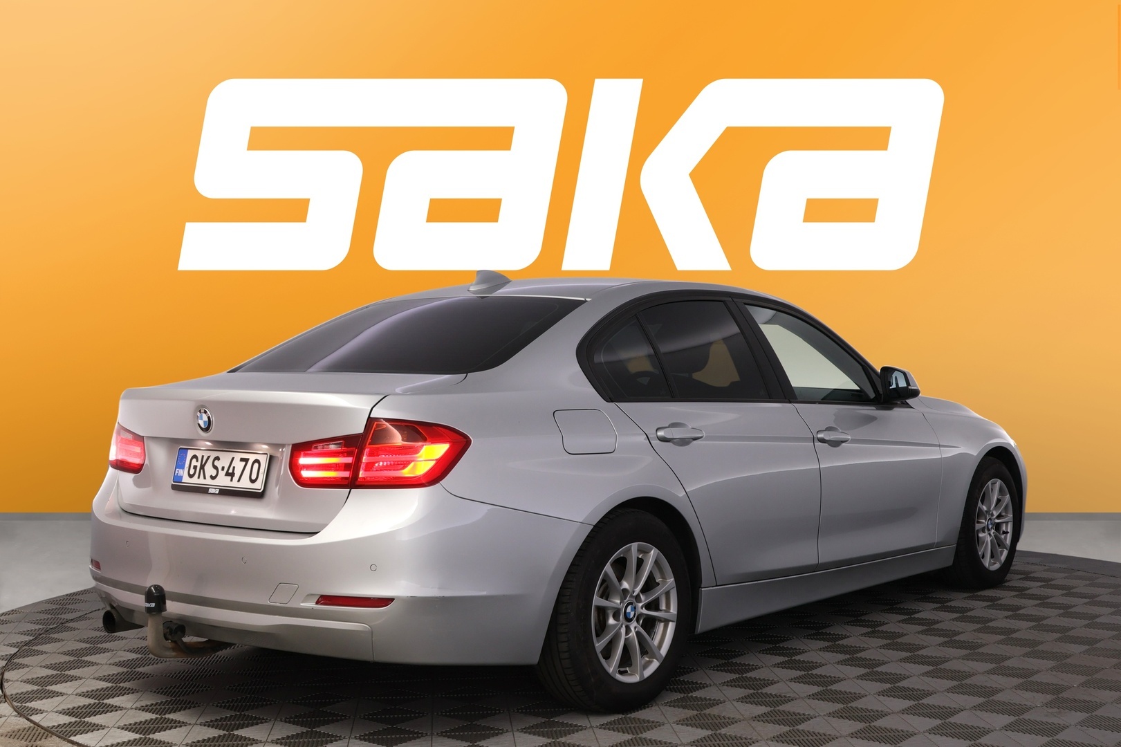 BMW 320 2013