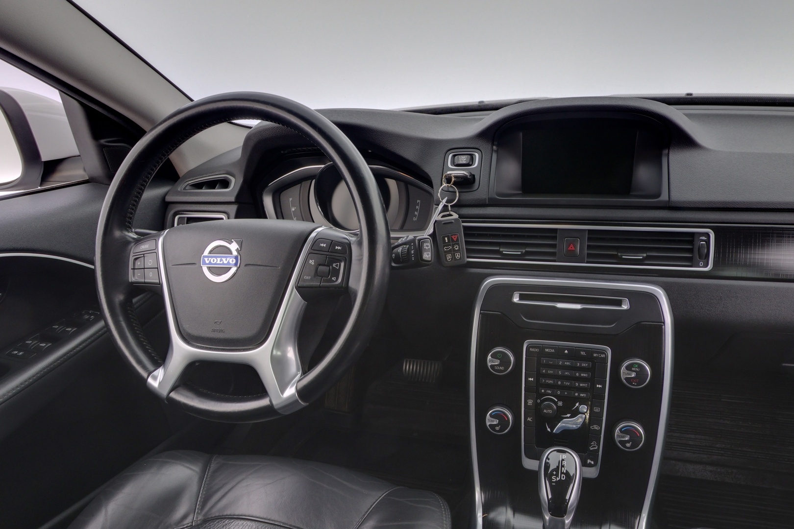 VOLVO XC70 2014