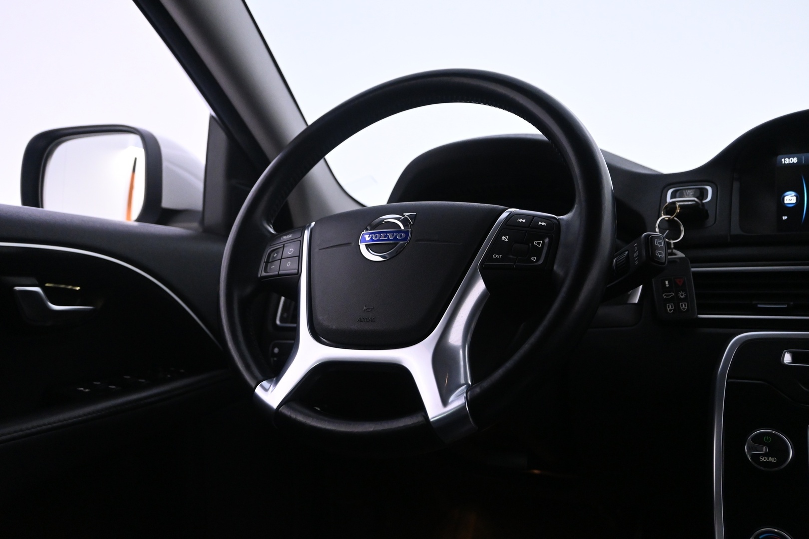 VOLVO XC70 2014