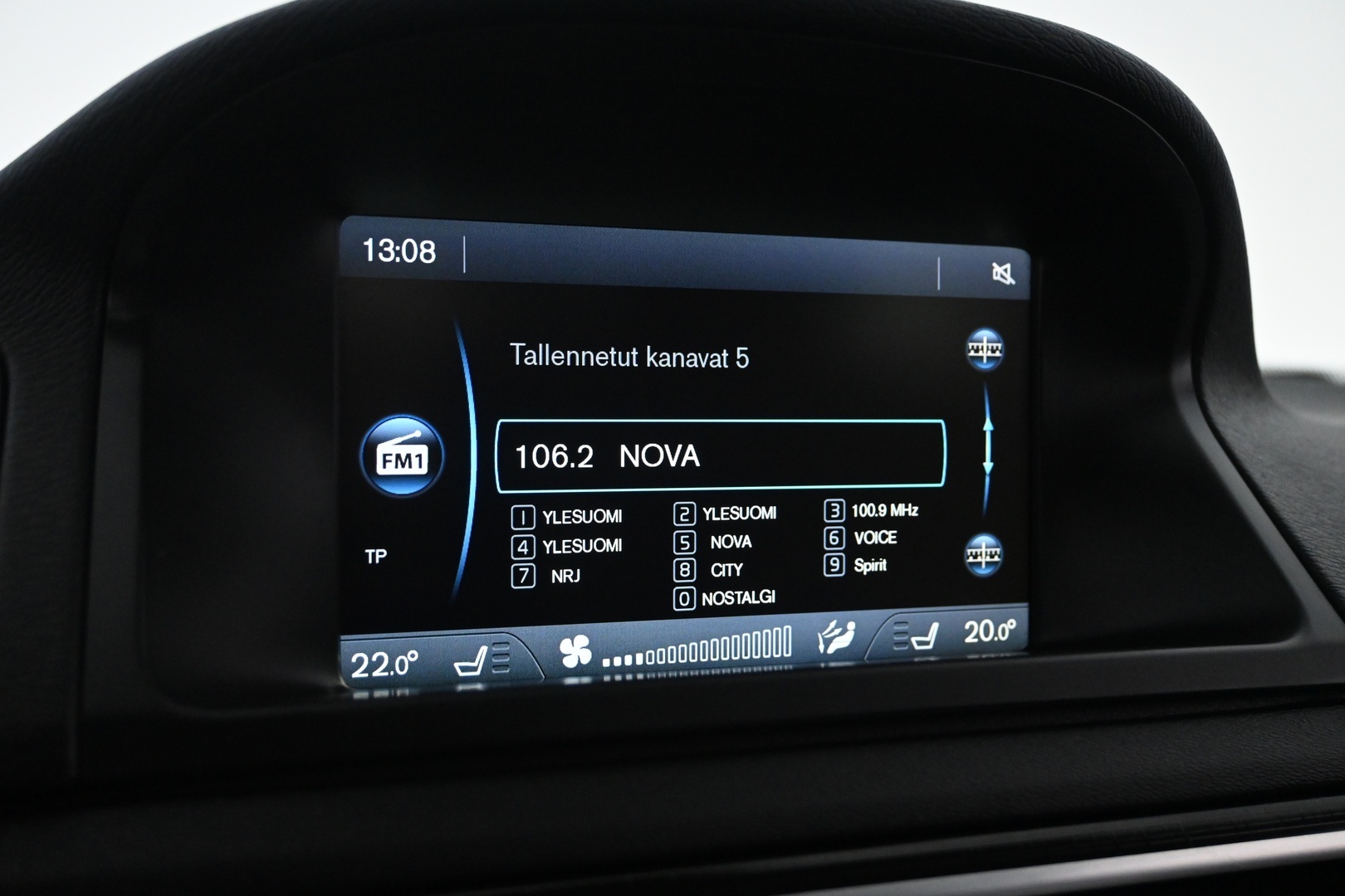 VOLVO XC70 2014