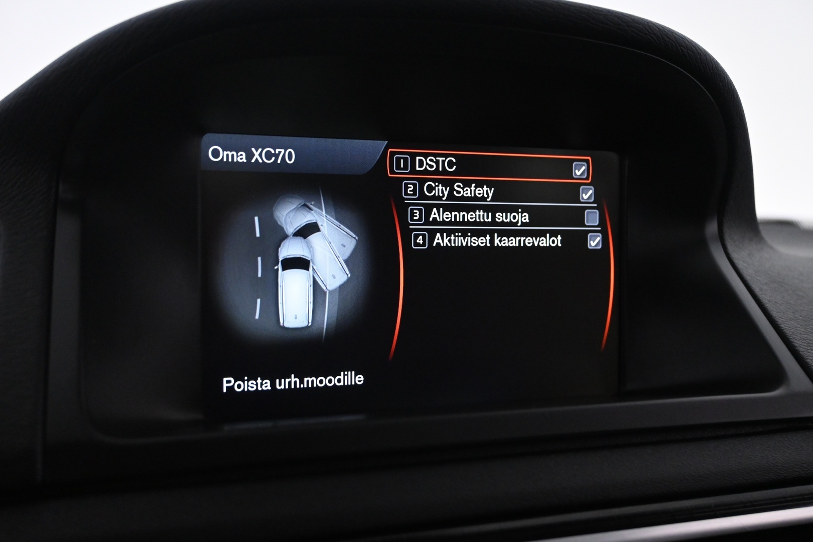 VOLVO XC70 2014