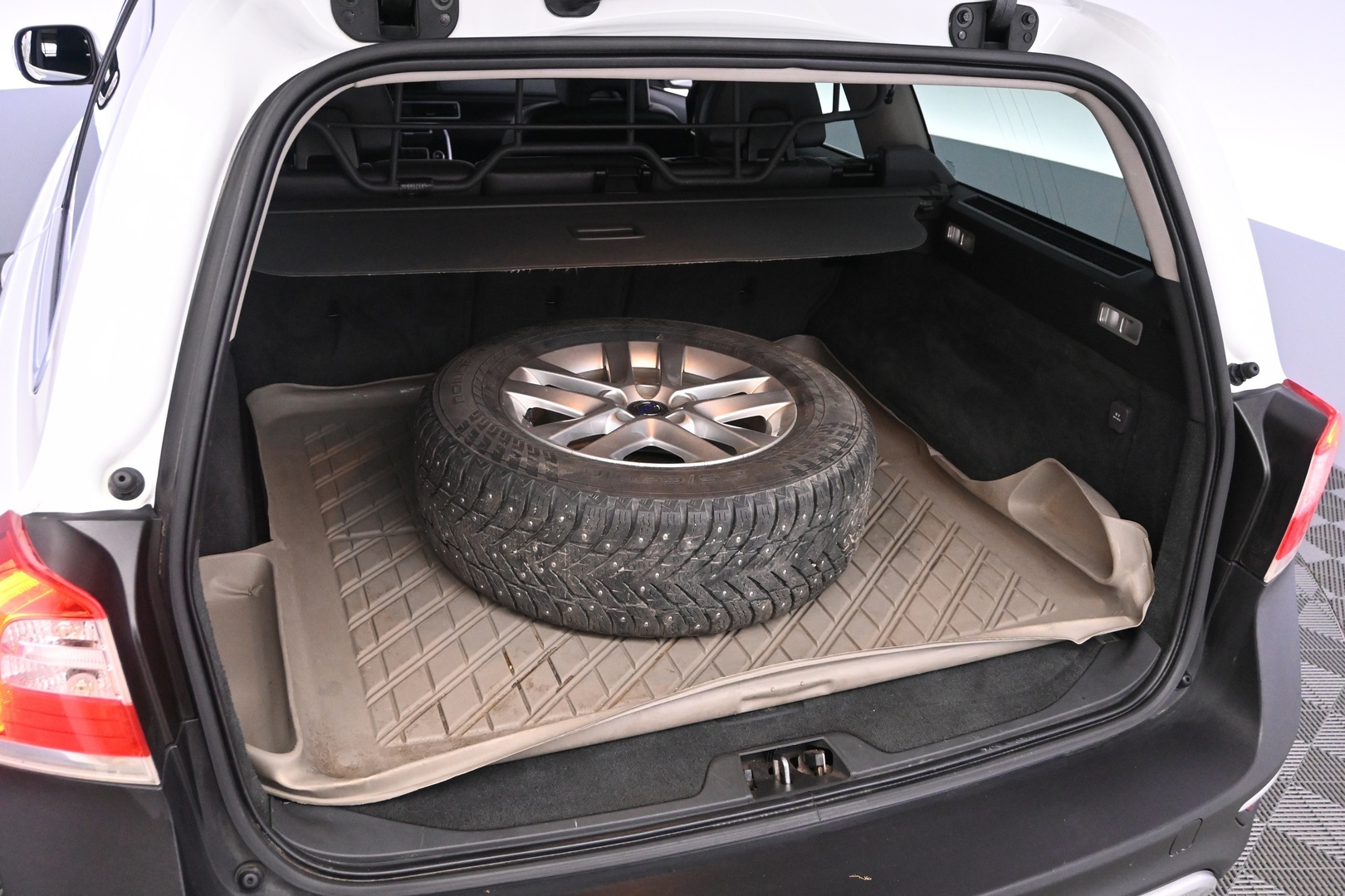 VOLVO XC70 2014