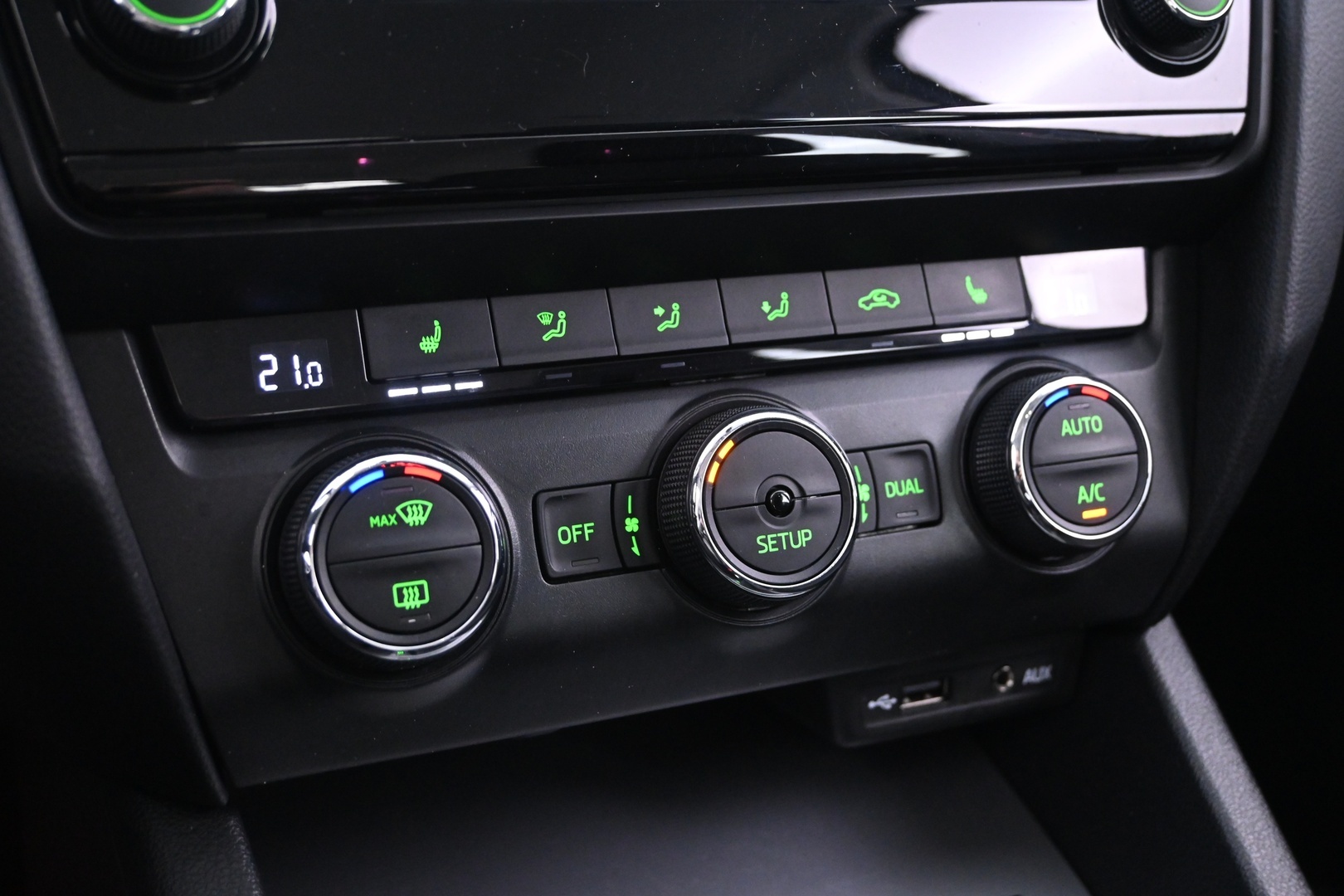 SKODA Octavia 2015