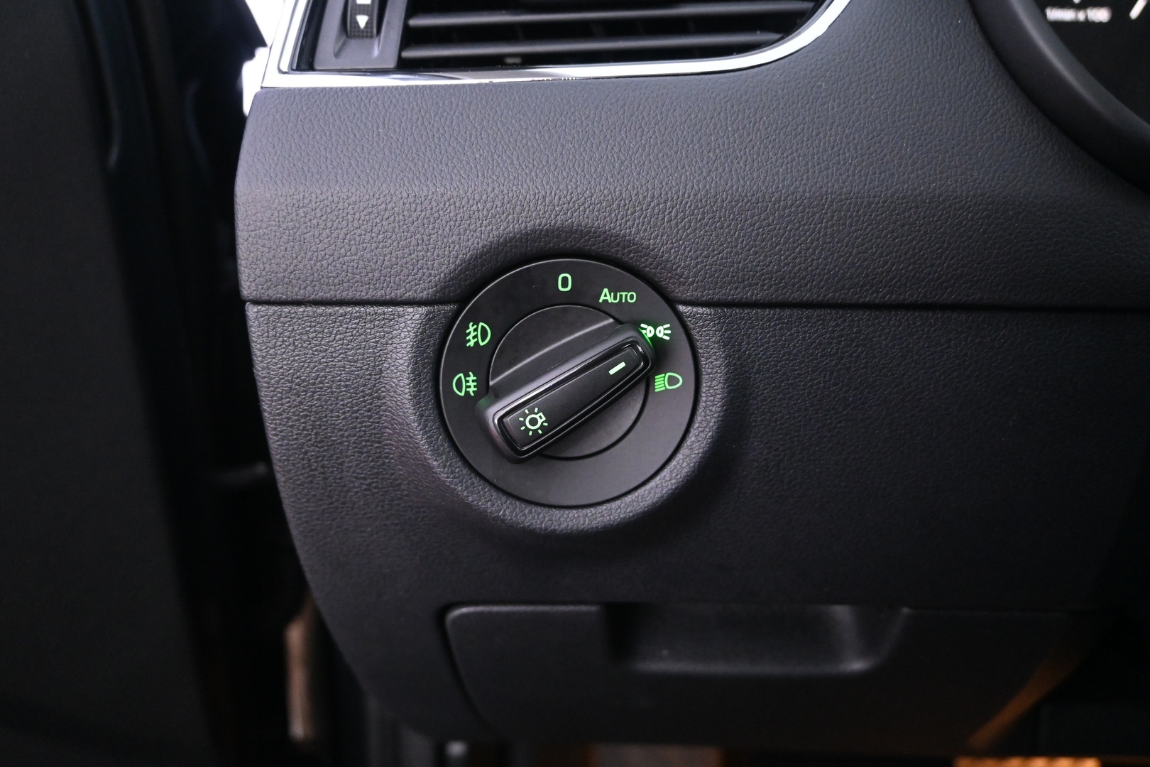 SKODA Octavia 2015