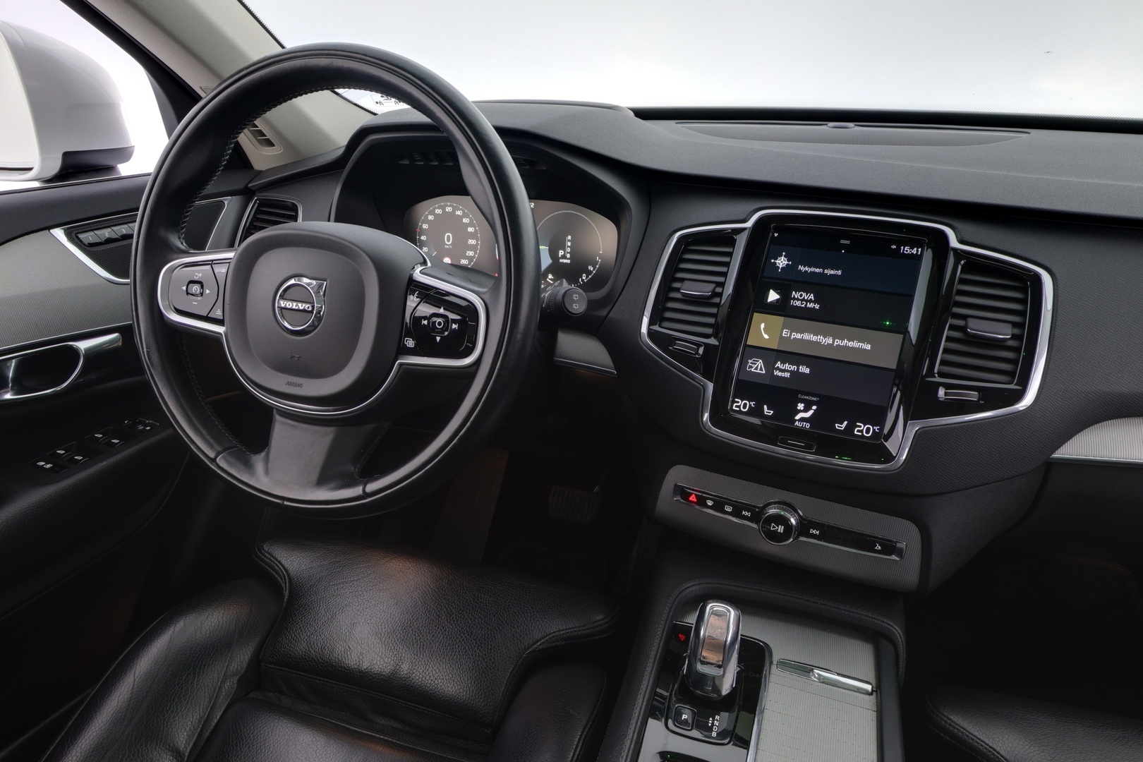 VOLVO XC90 2018