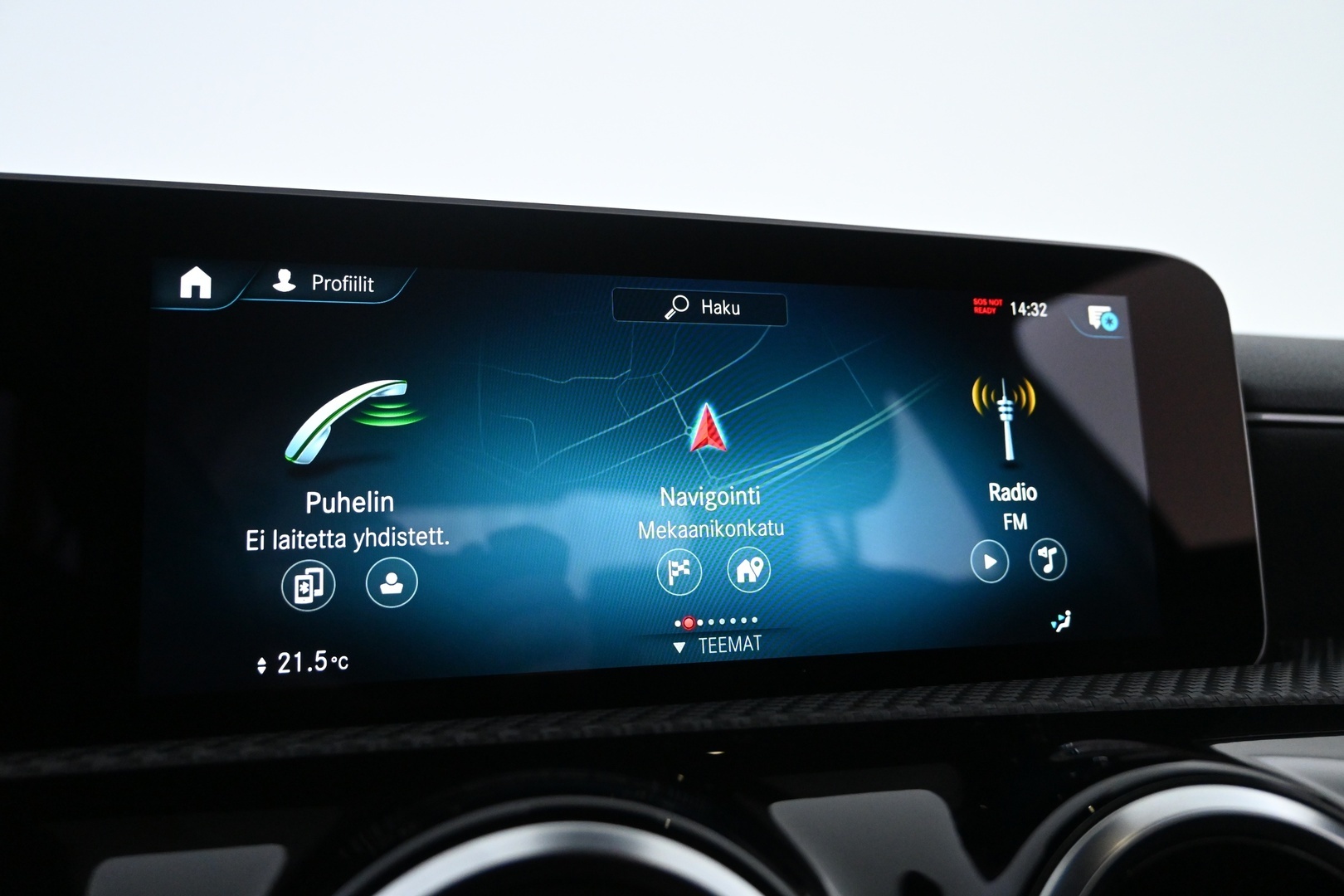 MERCEDES-BENZ A 2020