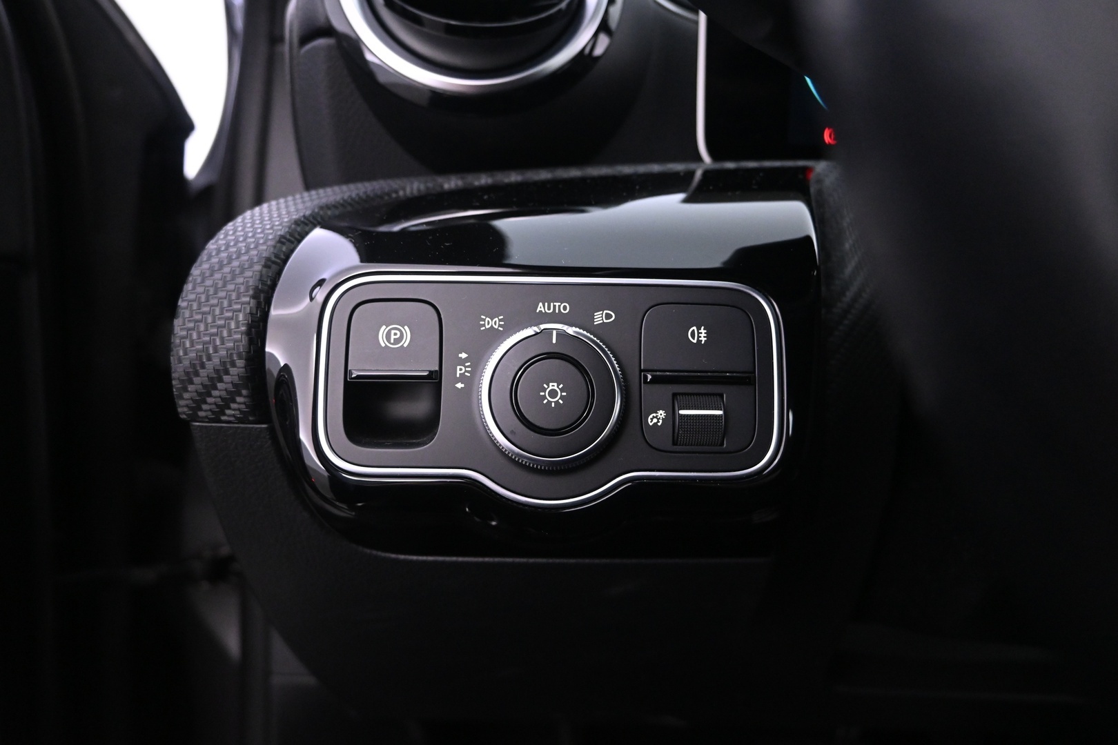 MERCEDES-BENZ A 2020