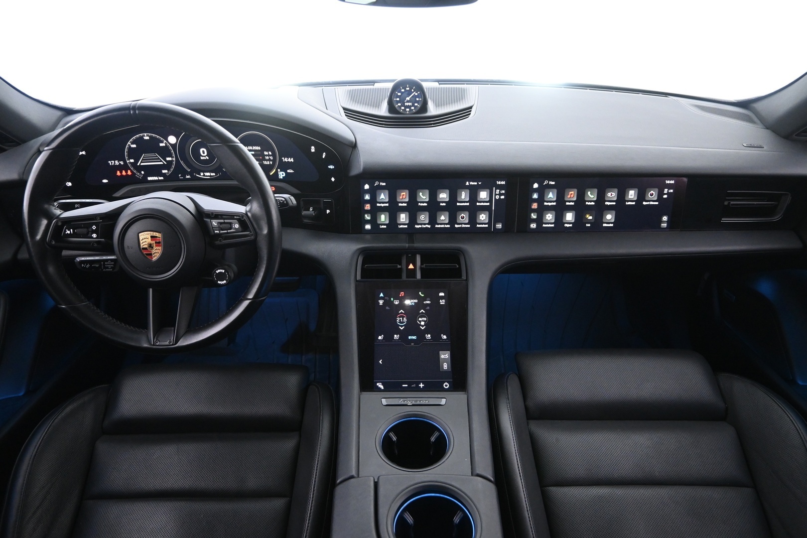 PORSCHE Taycan 2022