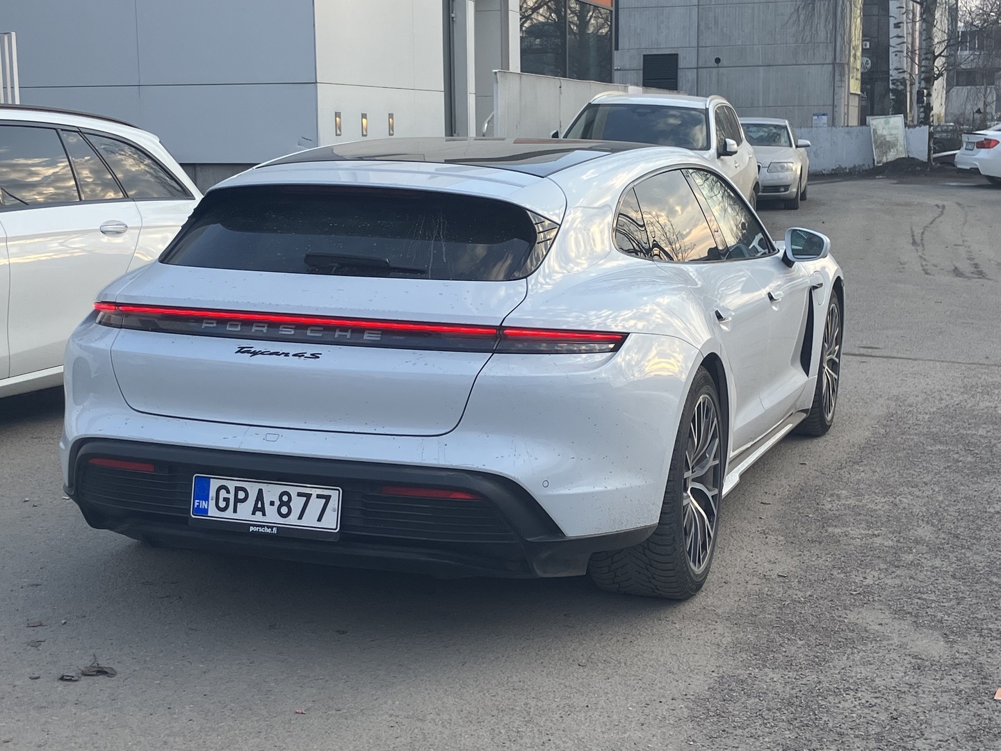 PORSCHE Taycan 2022