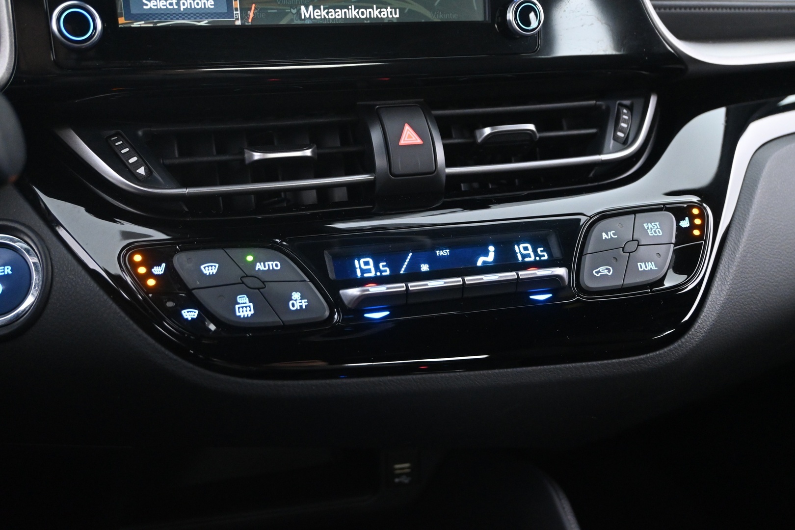 TOYOTA C-HR 2022