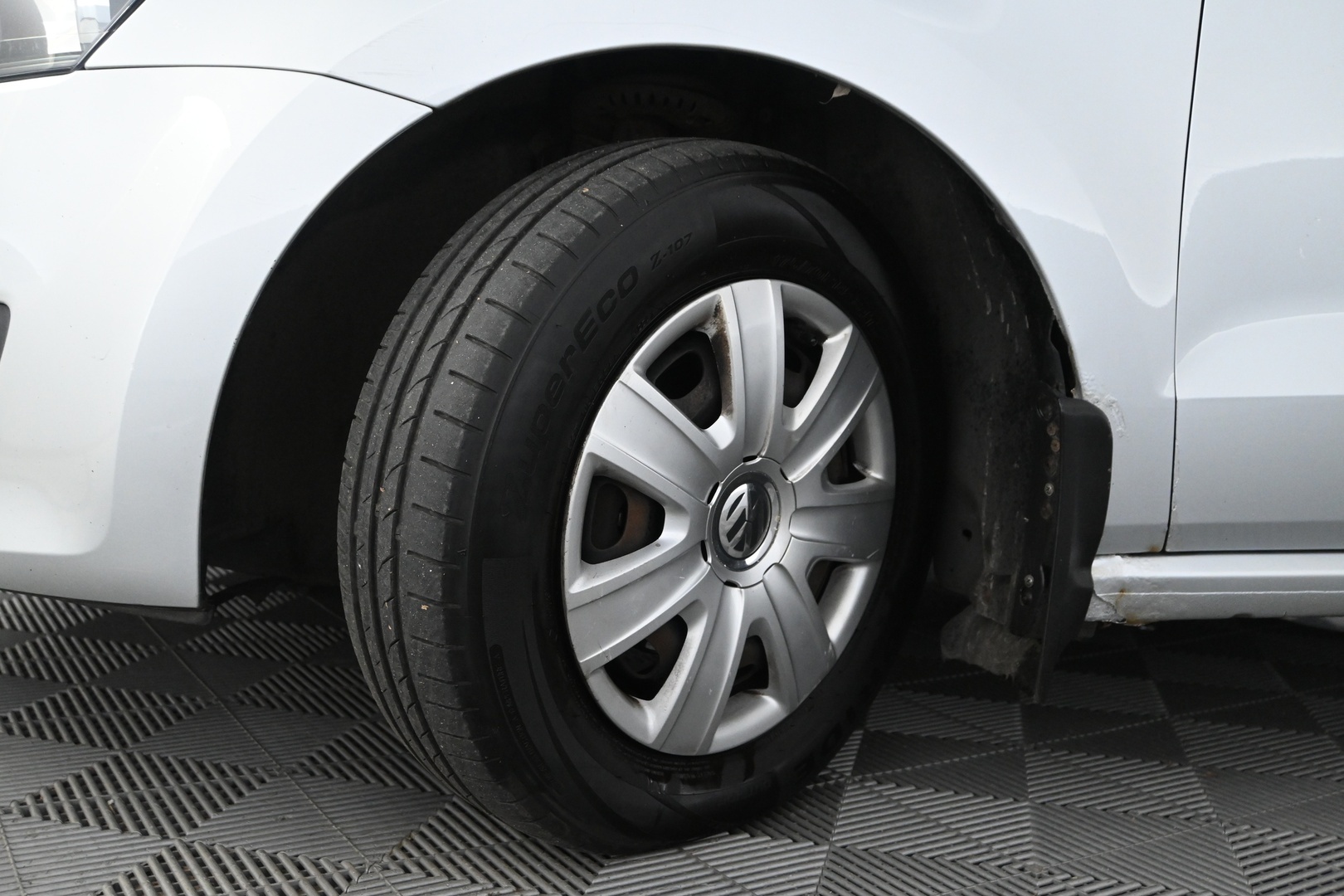 VOLKSWAGEN Polo 2010