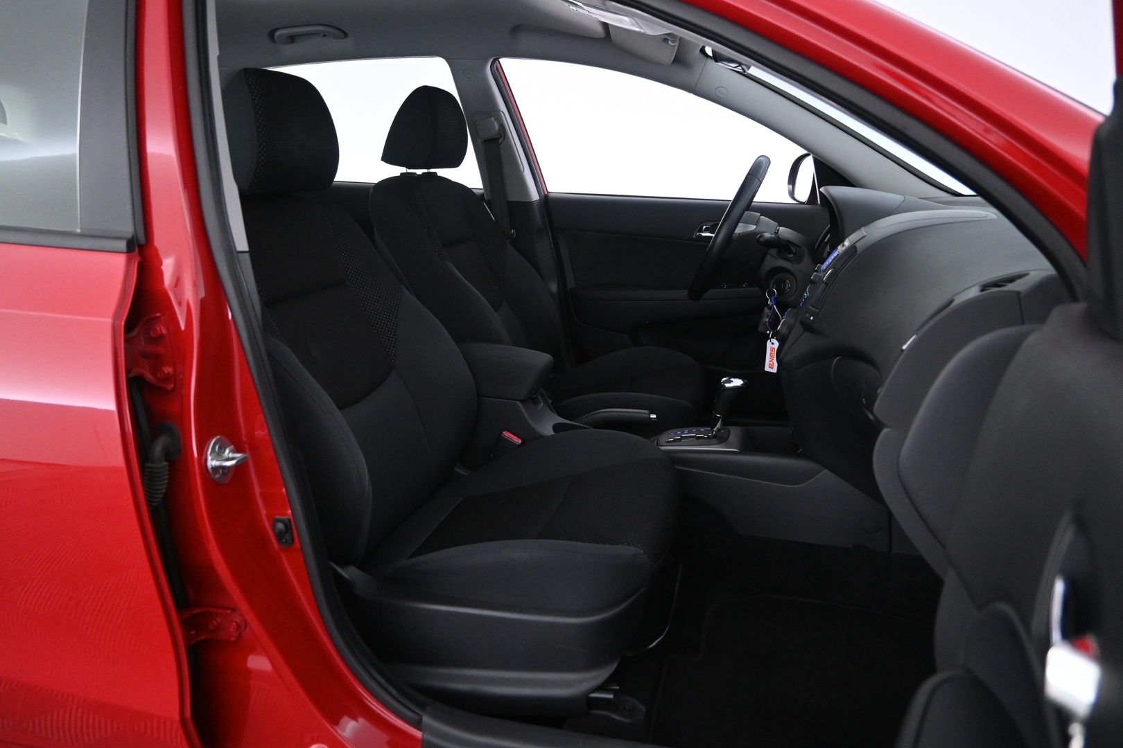 HYUNDAI i30 2011