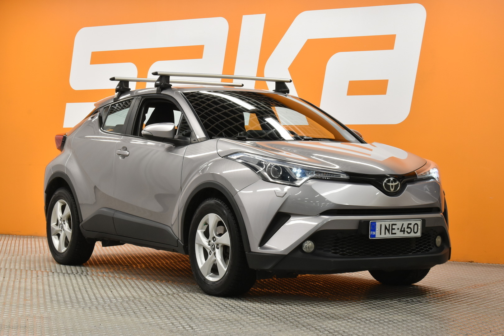 TOYOTA C-HR 2017
