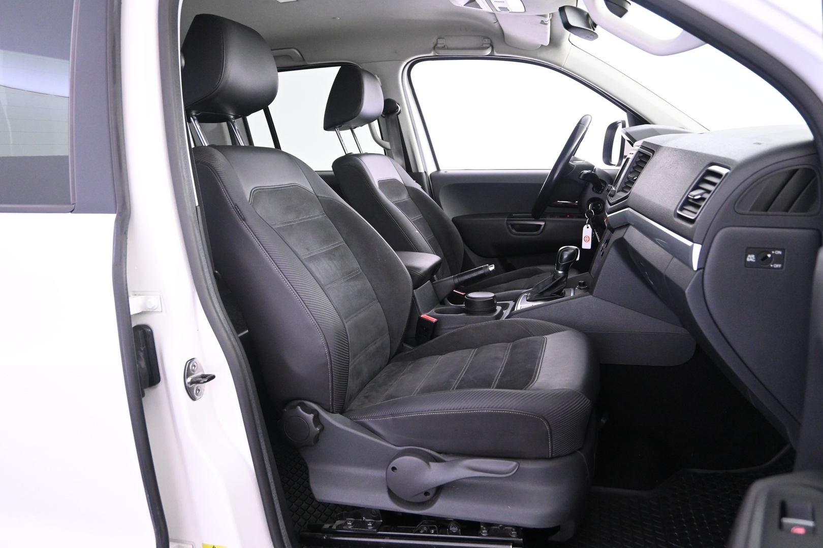 VOLKSWAGEN Amarok 2017