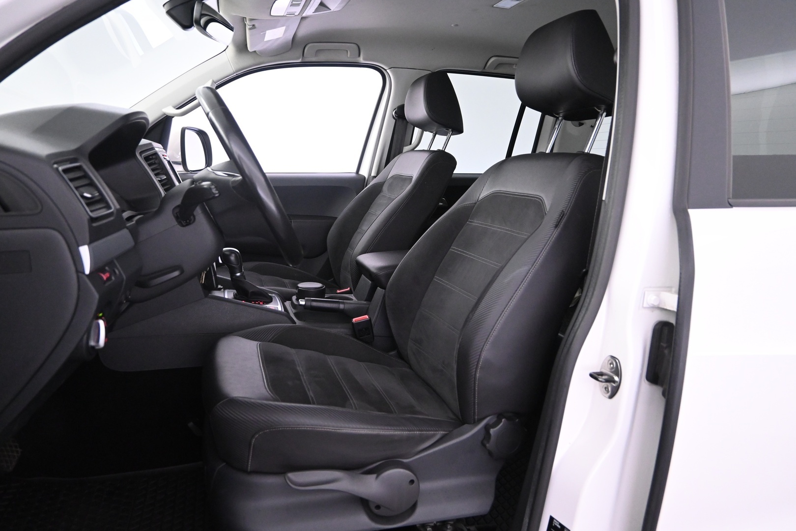 VOLKSWAGEN Amarok 2017