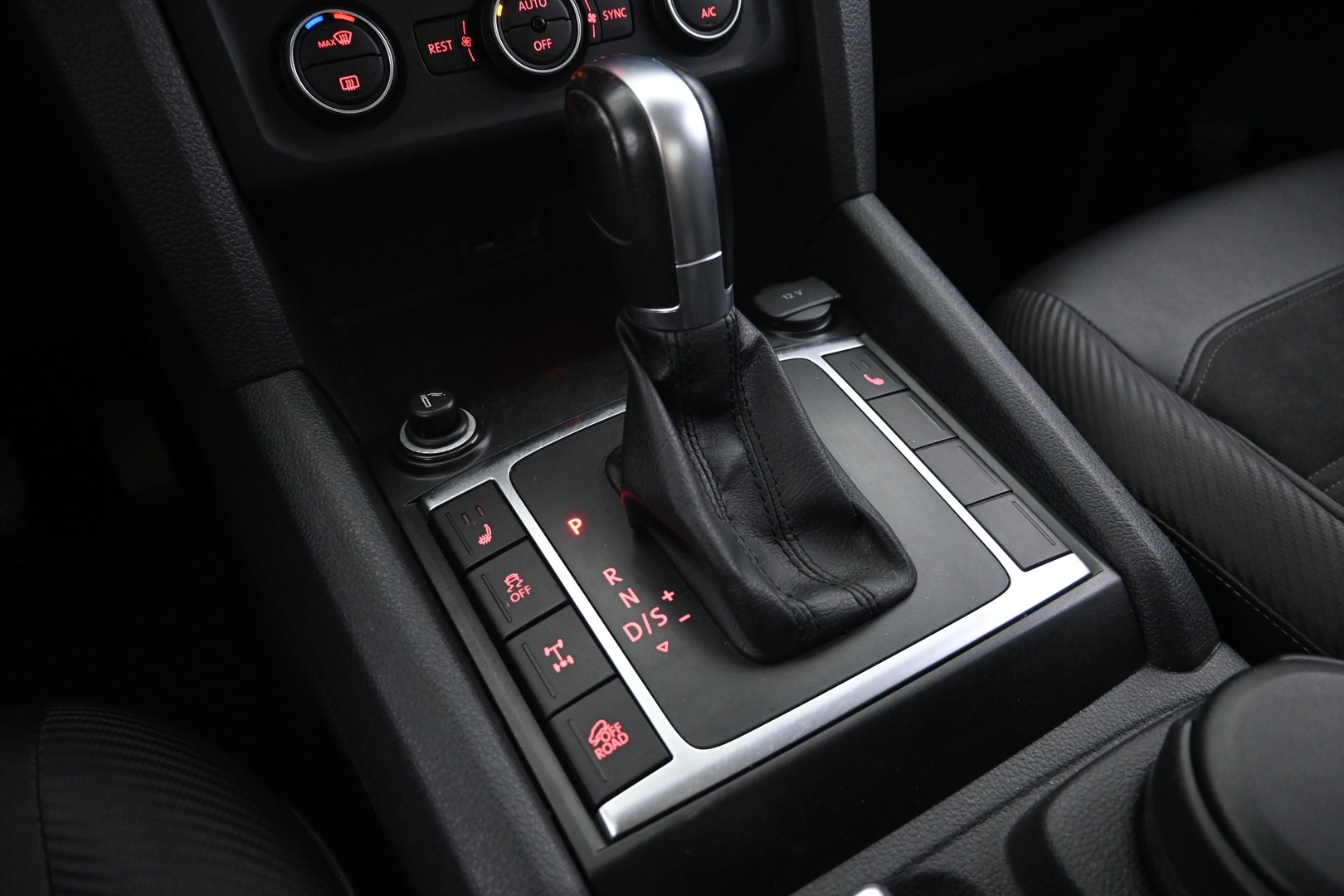 VOLKSWAGEN Amarok 2017