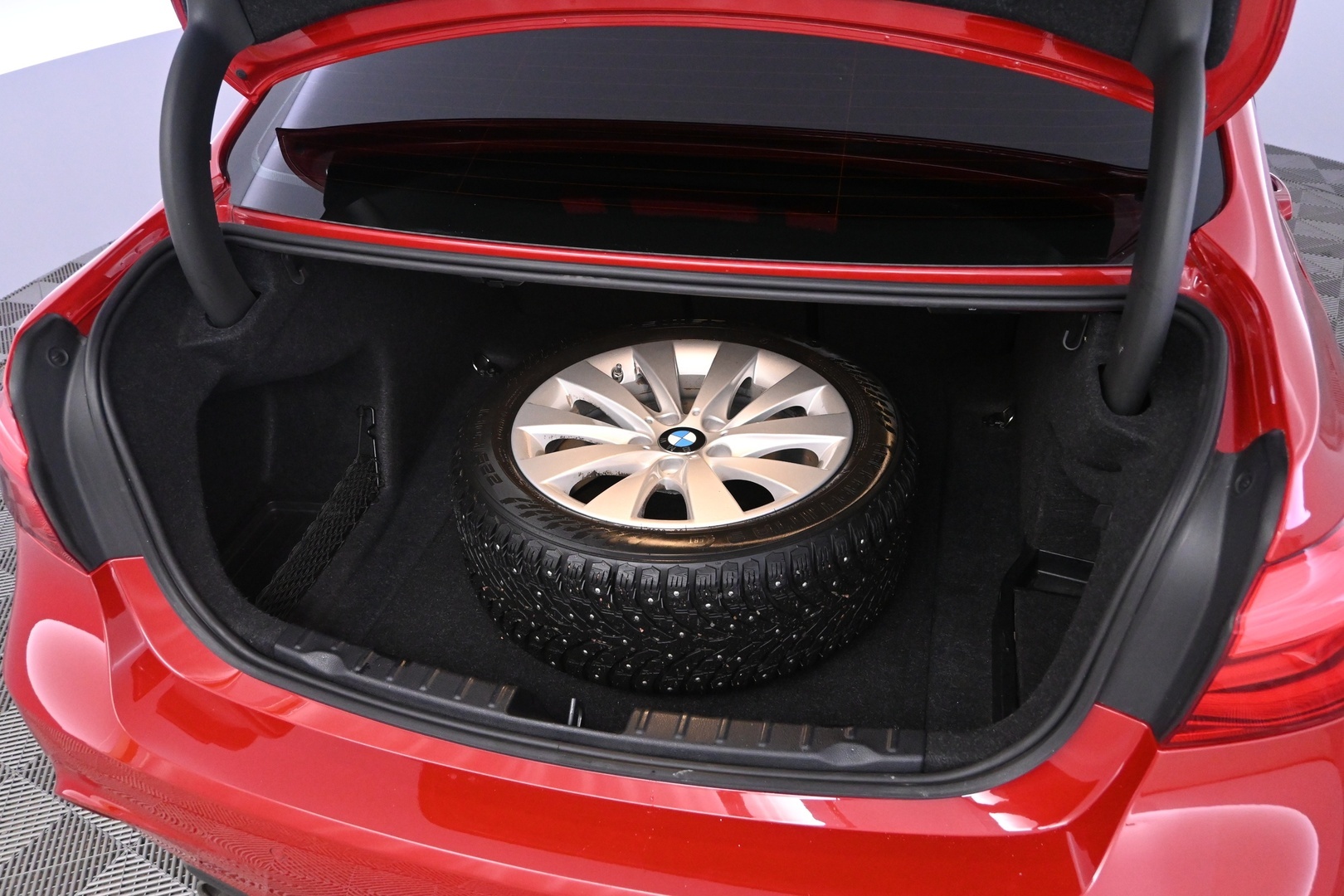 BMW 318 2019