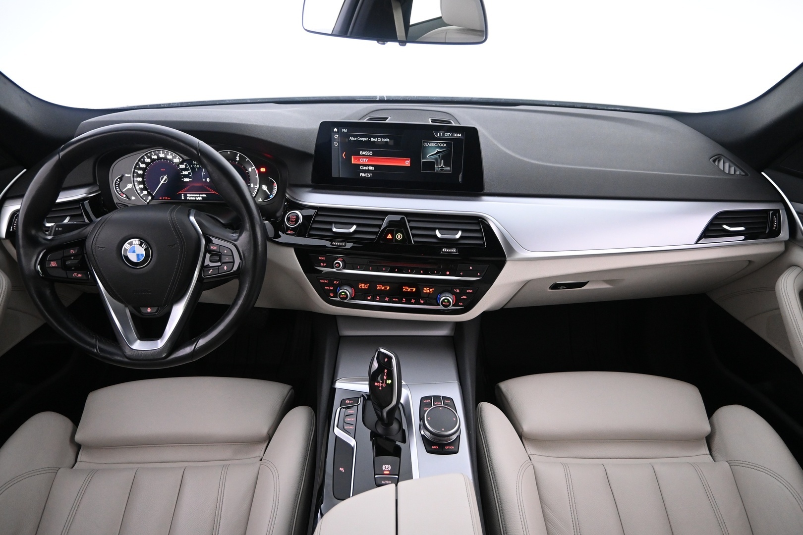 BMW 518 2019