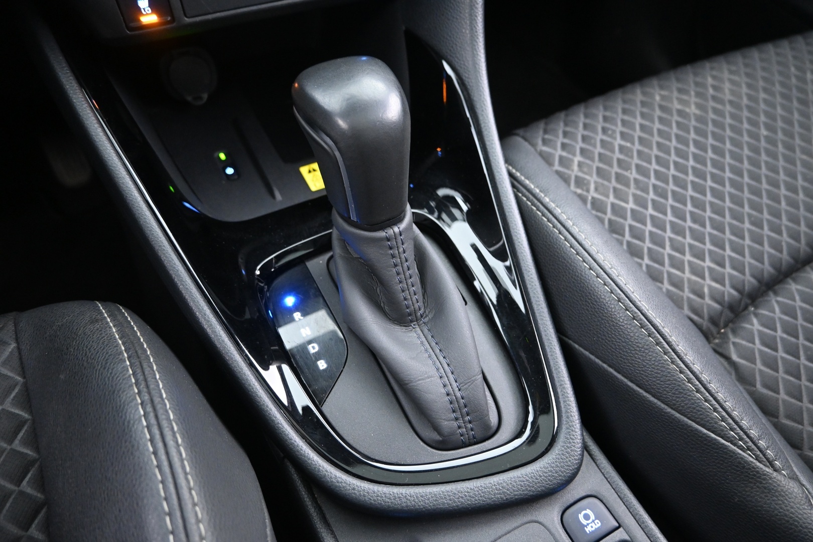 TOYOTA Yaris 2021