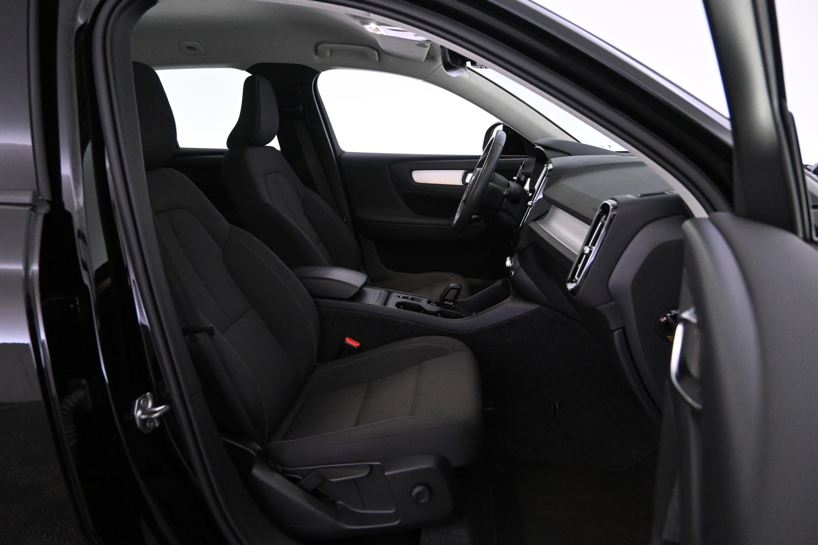 VOLVO XC40 2022