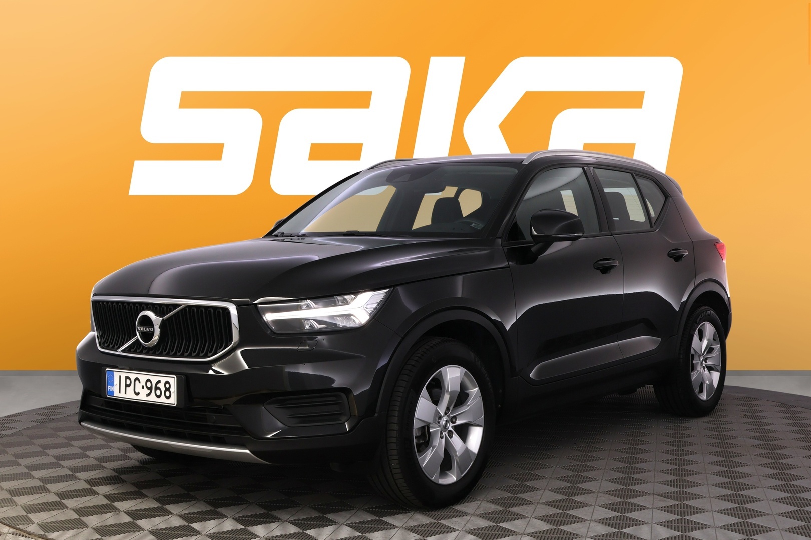 VOLVO XC40 2022