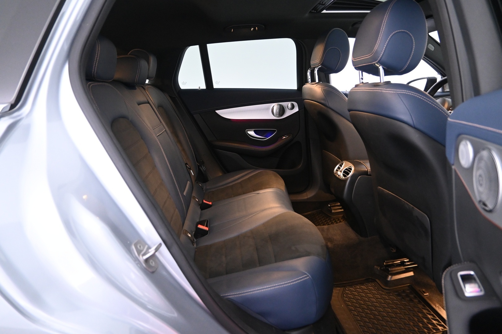 MERCEDES-BENZ EQC 2020