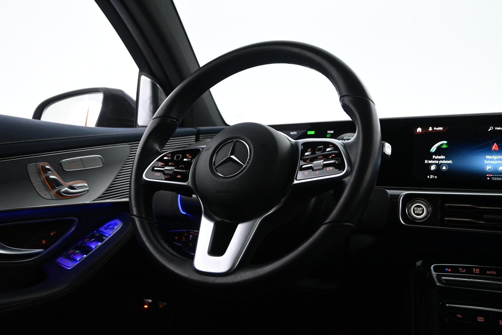 MERCEDES-BENZ EQC 2020