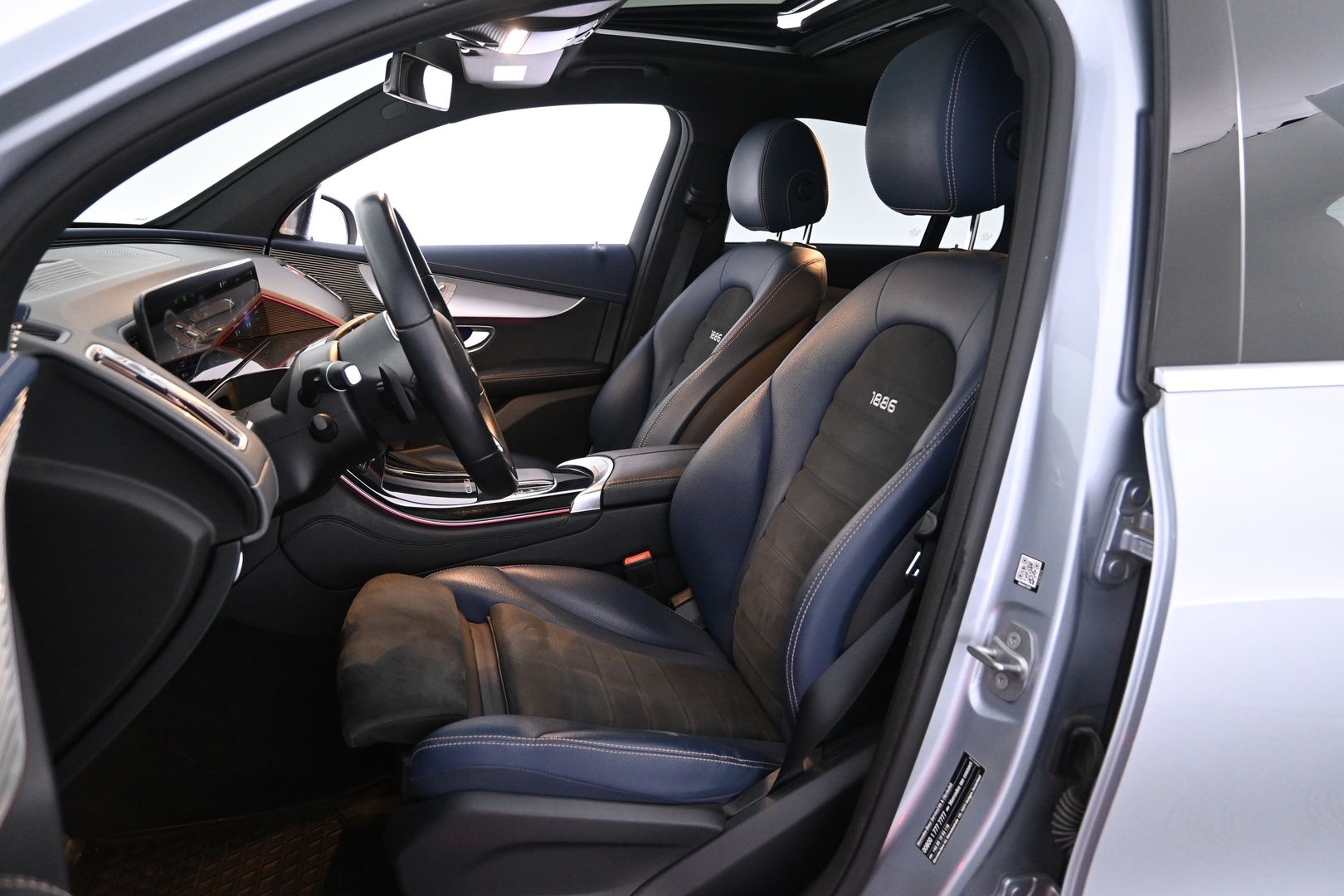 MERCEDES-BENZ EQC 2020