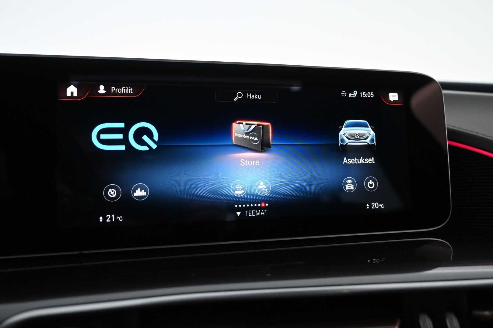 MERCEDES-BENZ EQC 2020