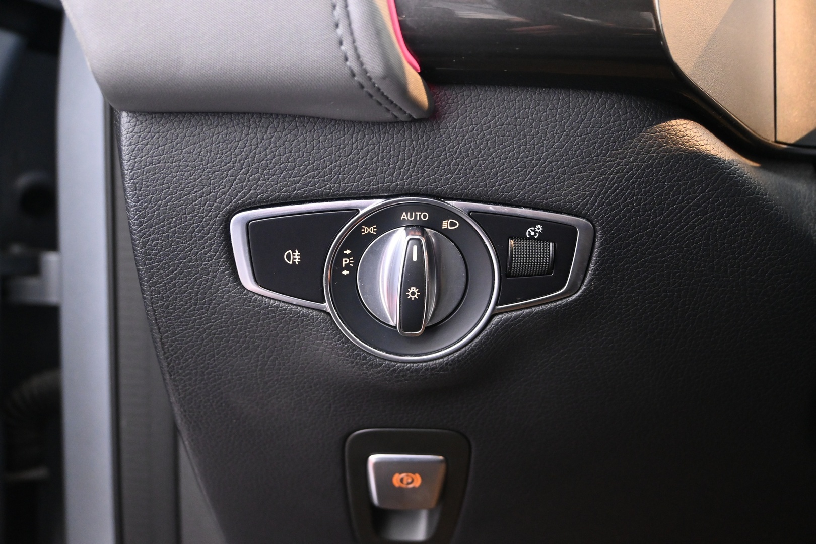 MERCEDES-BENZ EQC 2020