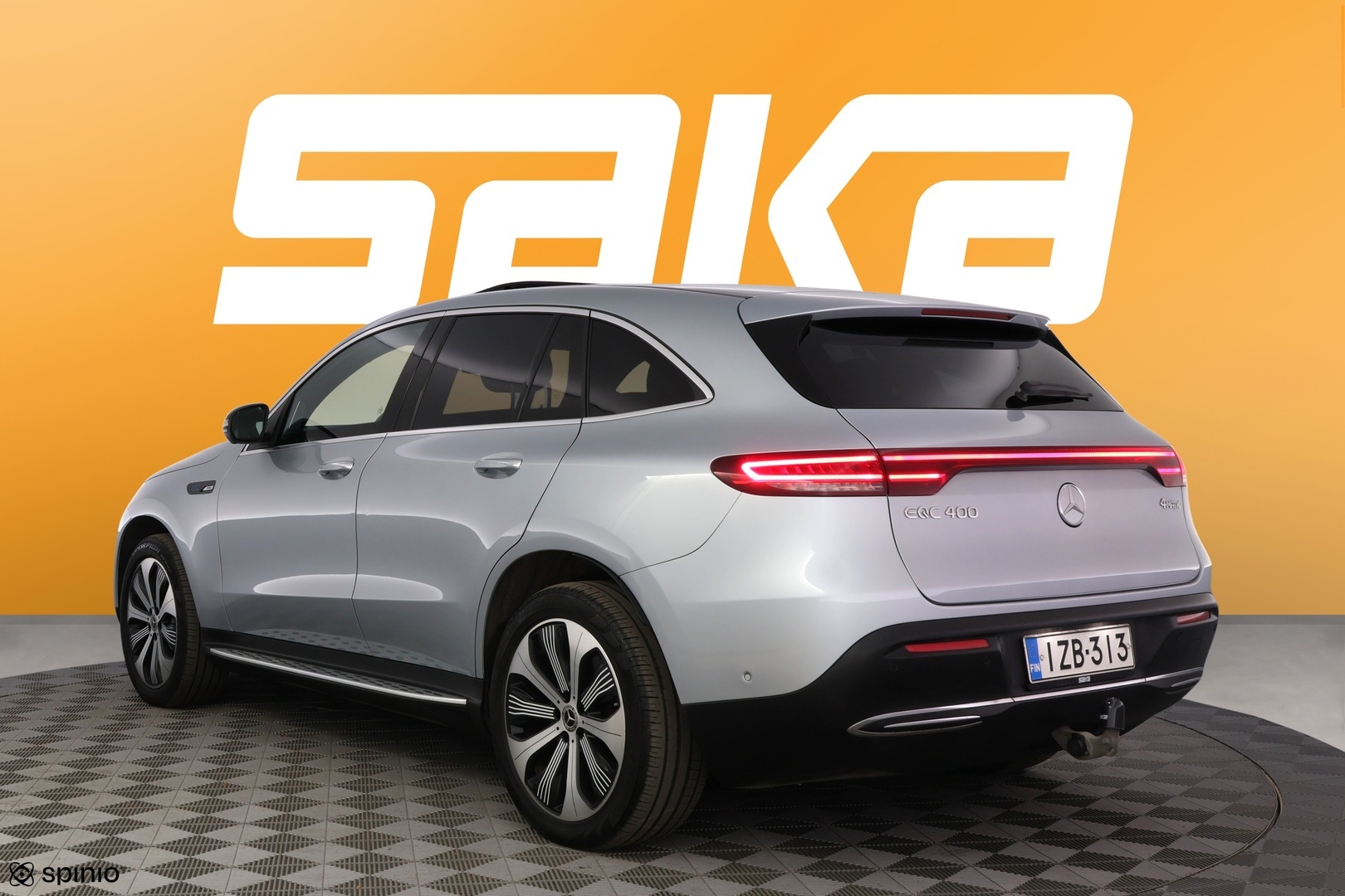 MERCEDES-BENZ EQC 2020