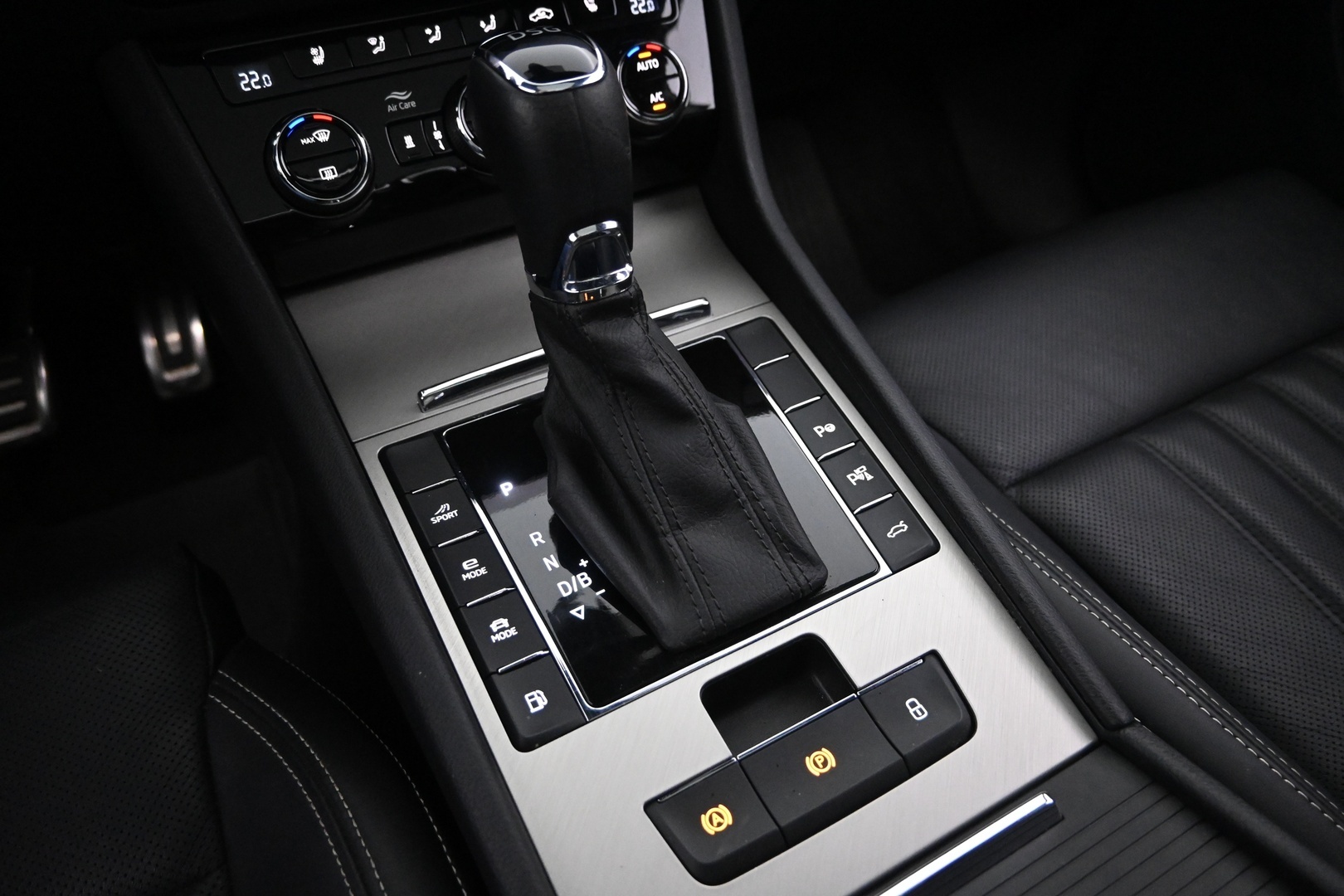 SKODA Superb 2021