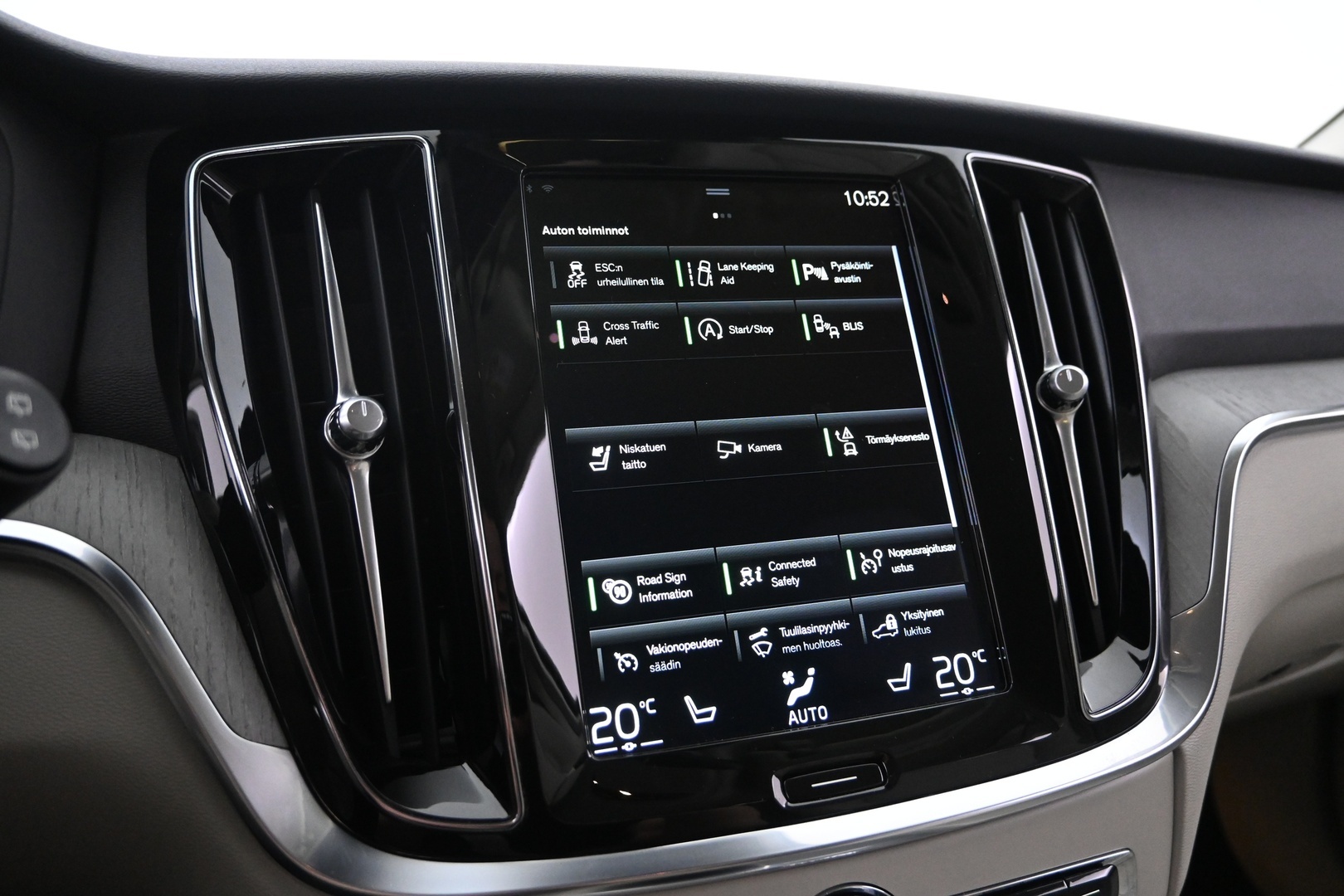 VOLVO V60 Cross Country 2021