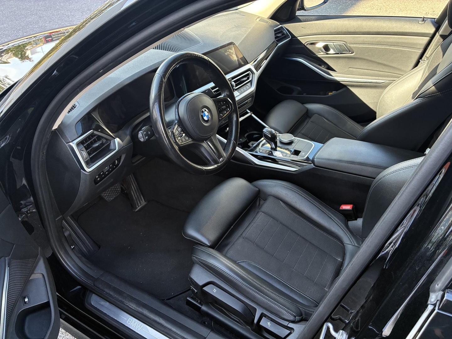 BMW 330 2021