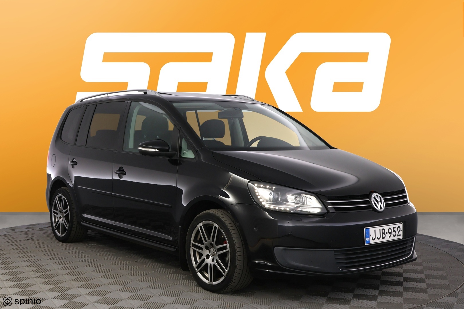 VOLKSWAGEN Touran 2014