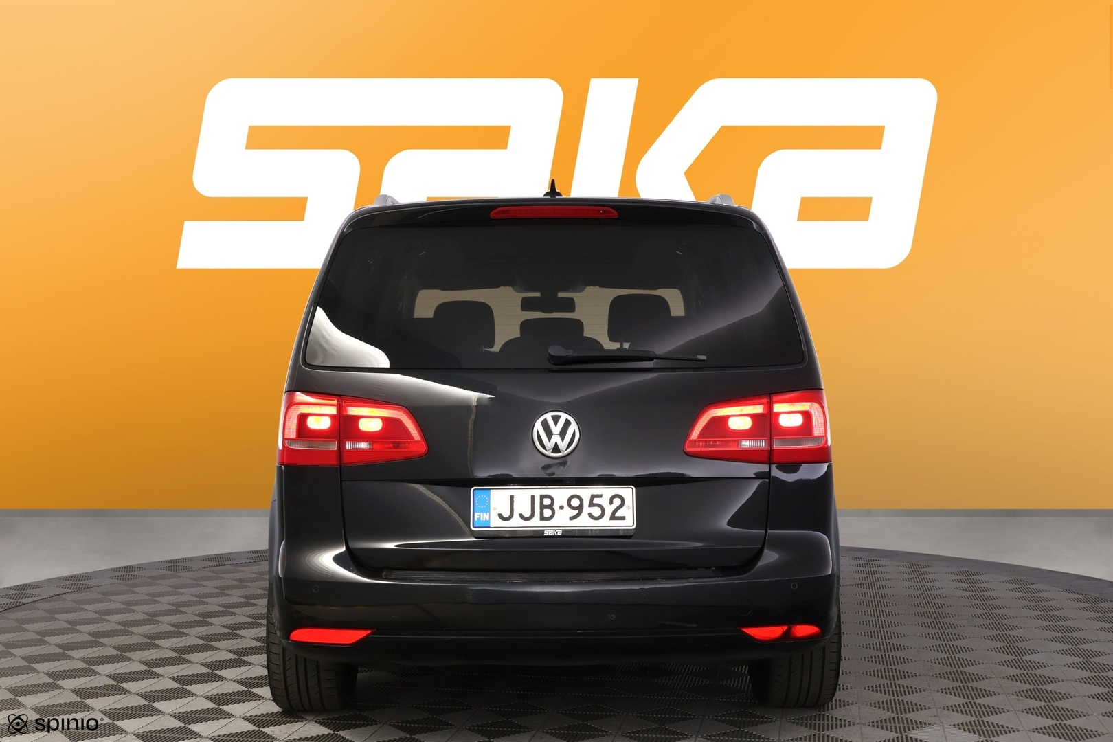 VOLKSWAGEN Touran 2014