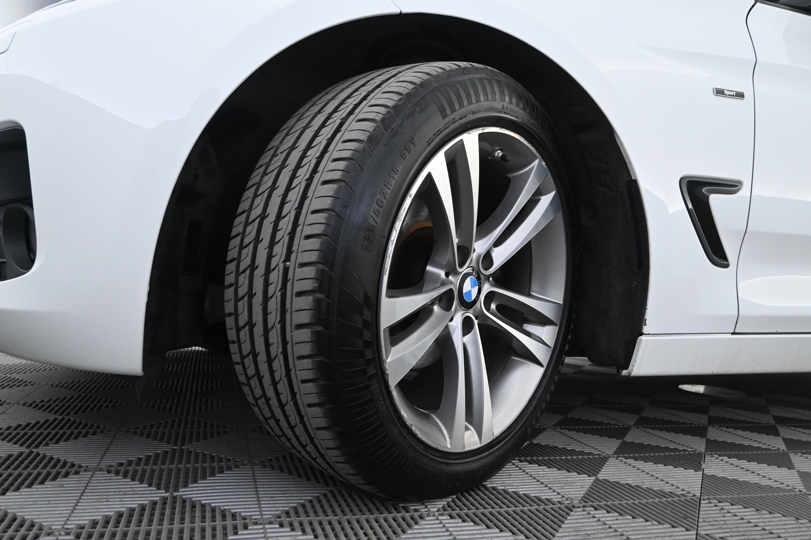 BMW 320 Gran Turismo 2014