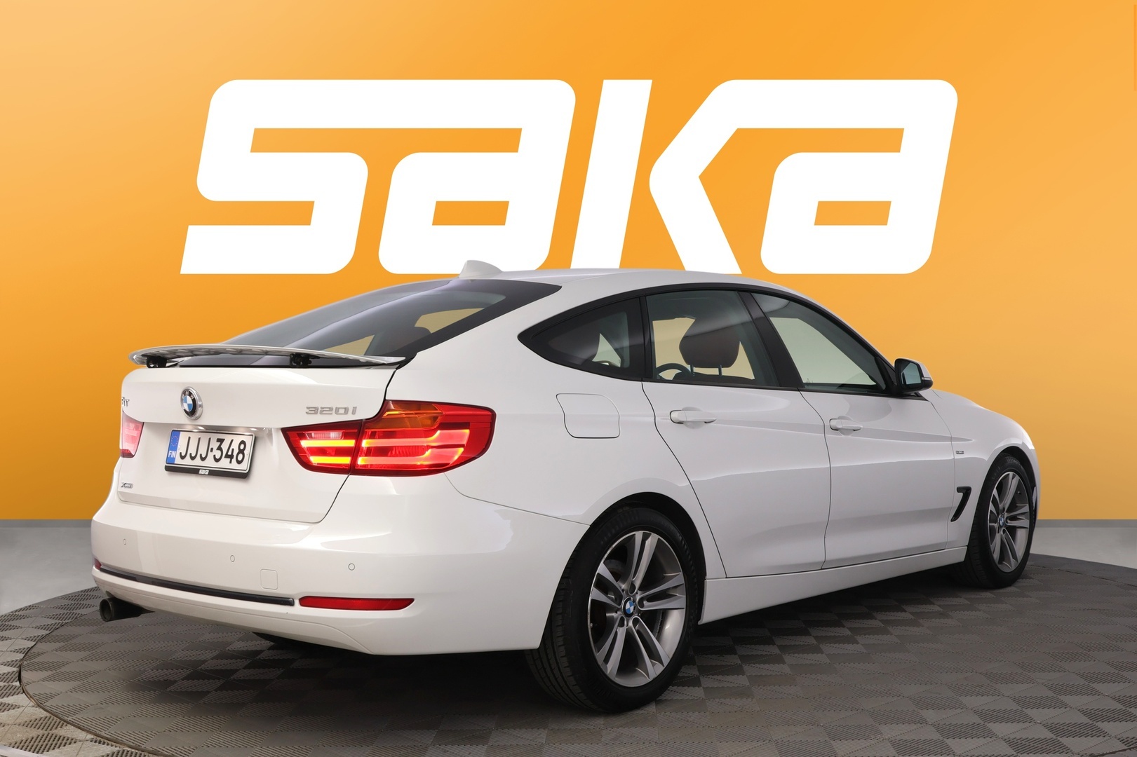 BMW 320 Gran Turismo 2014