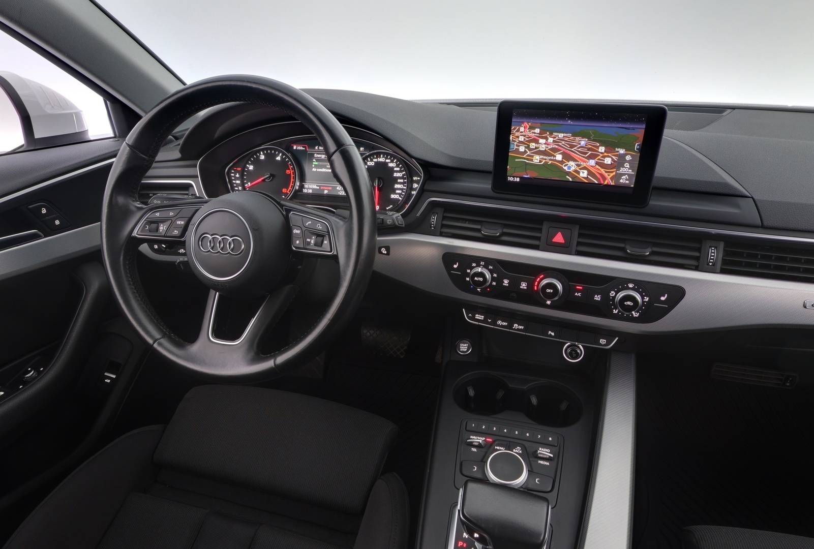 AUDI A4 2016