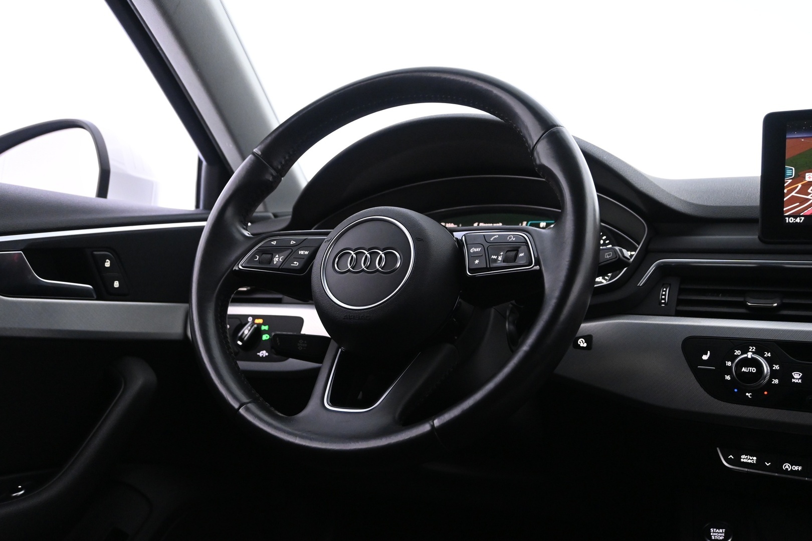AUDI A4 2016