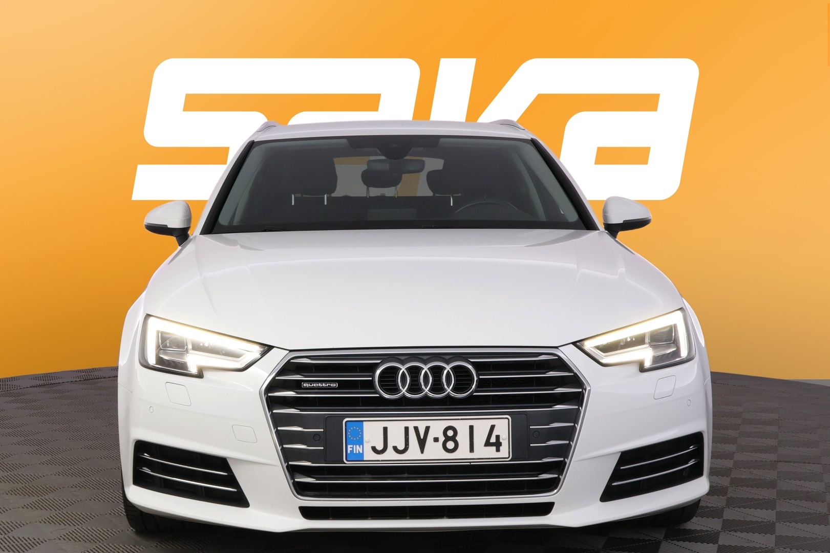 AUDI A4 2016