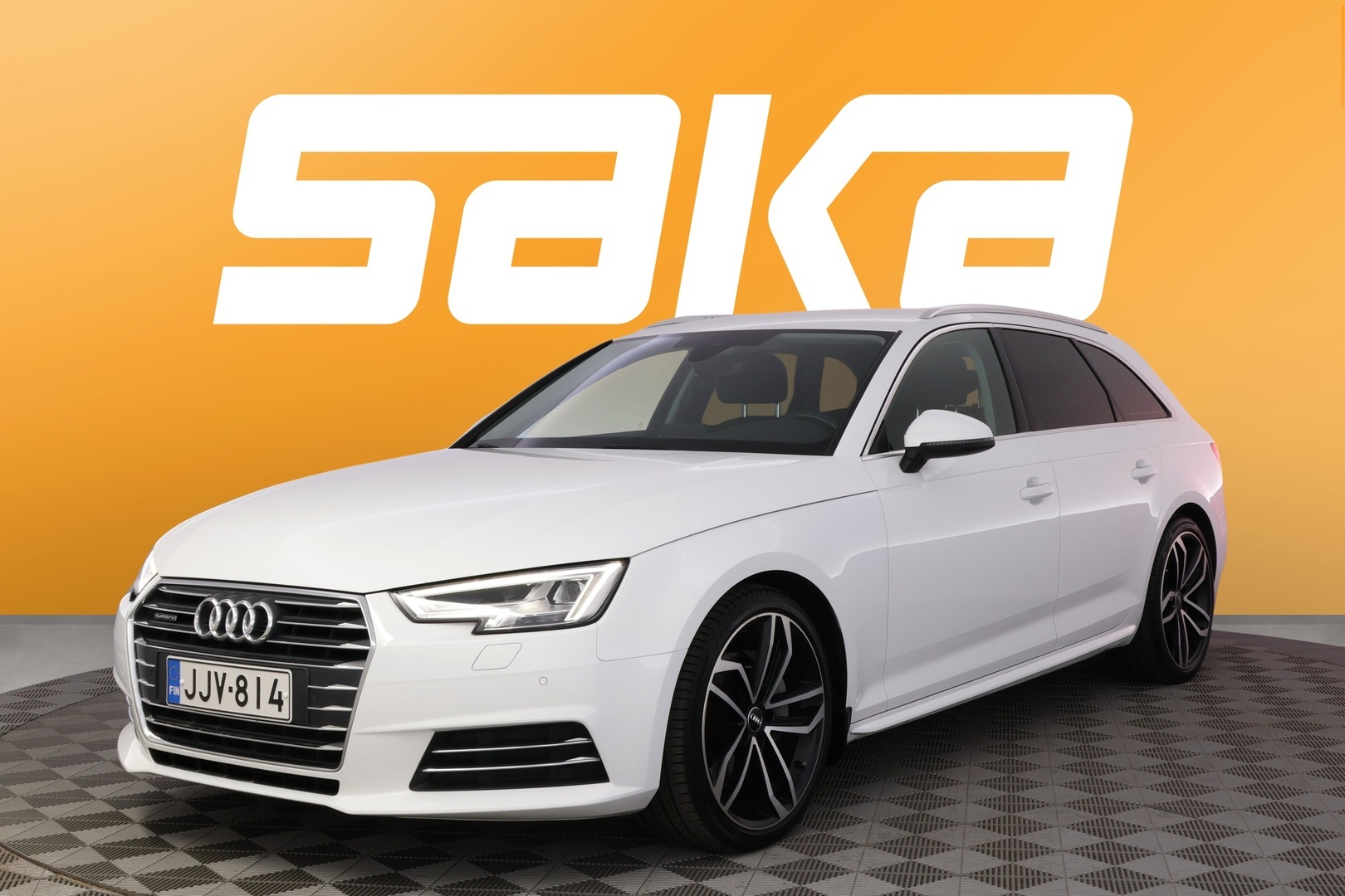 AUDI A4 2016