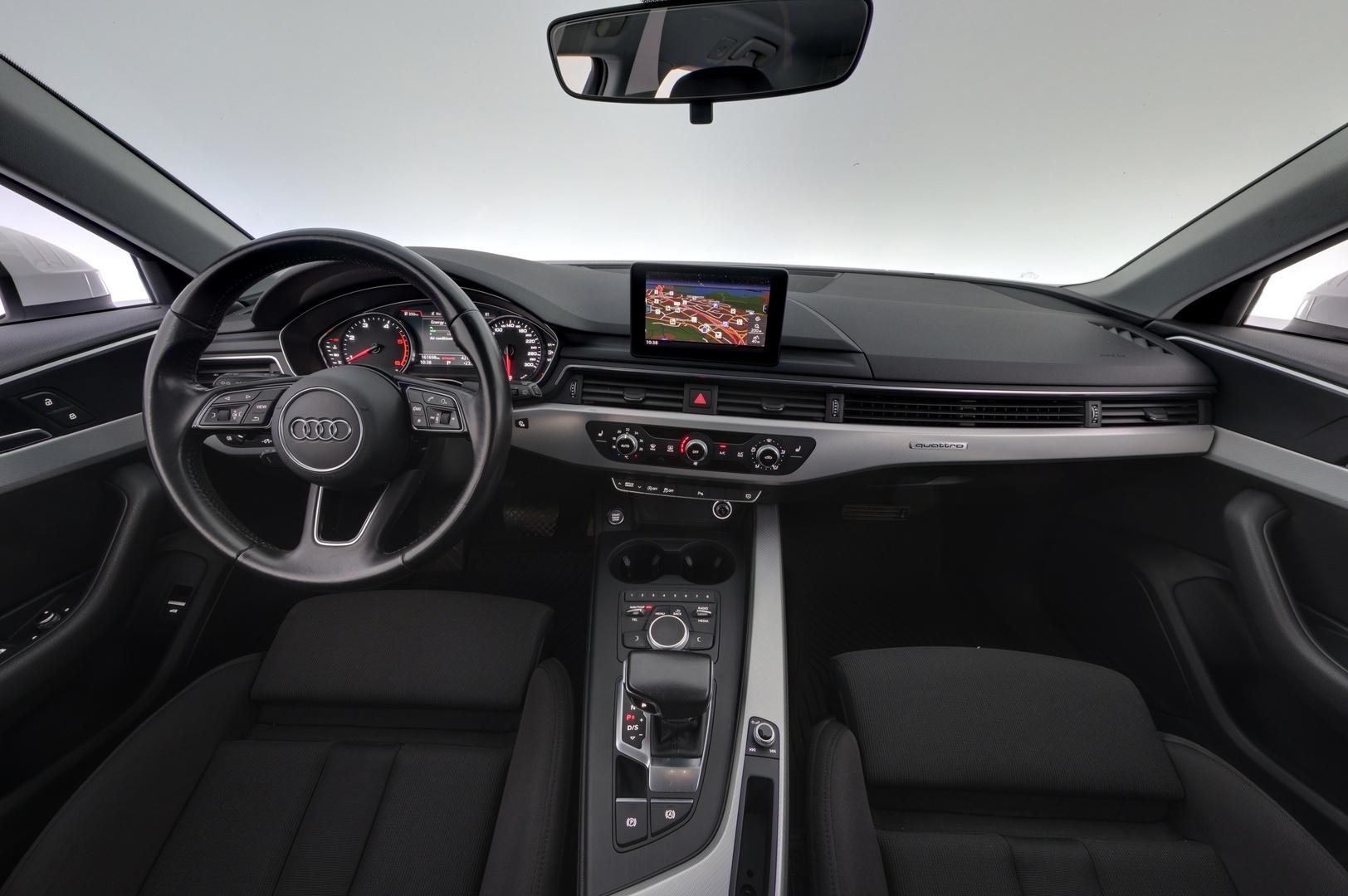 AUDI A4 2016