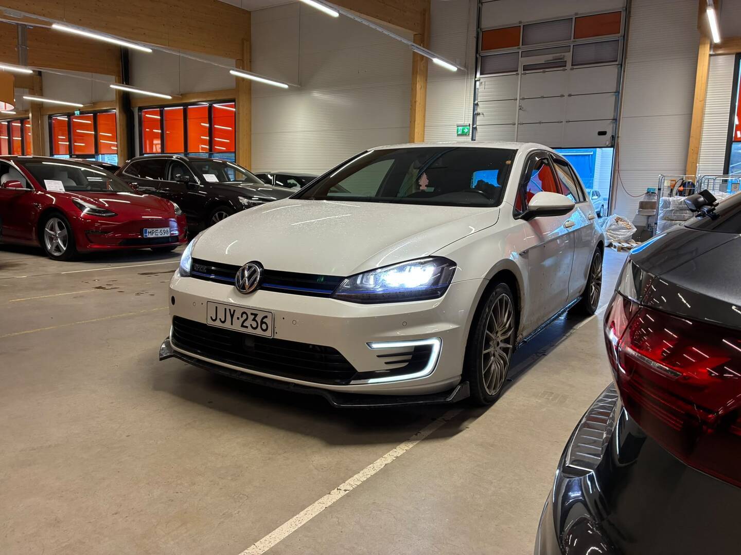 VOLKSWAGEN Golf 2014