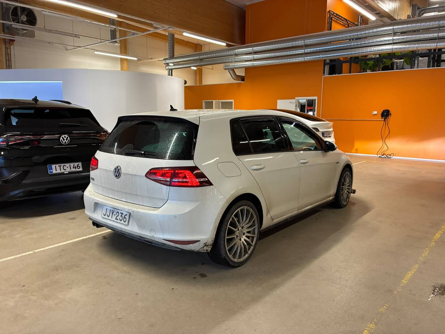 VOLKSWAGEN Golf 2014