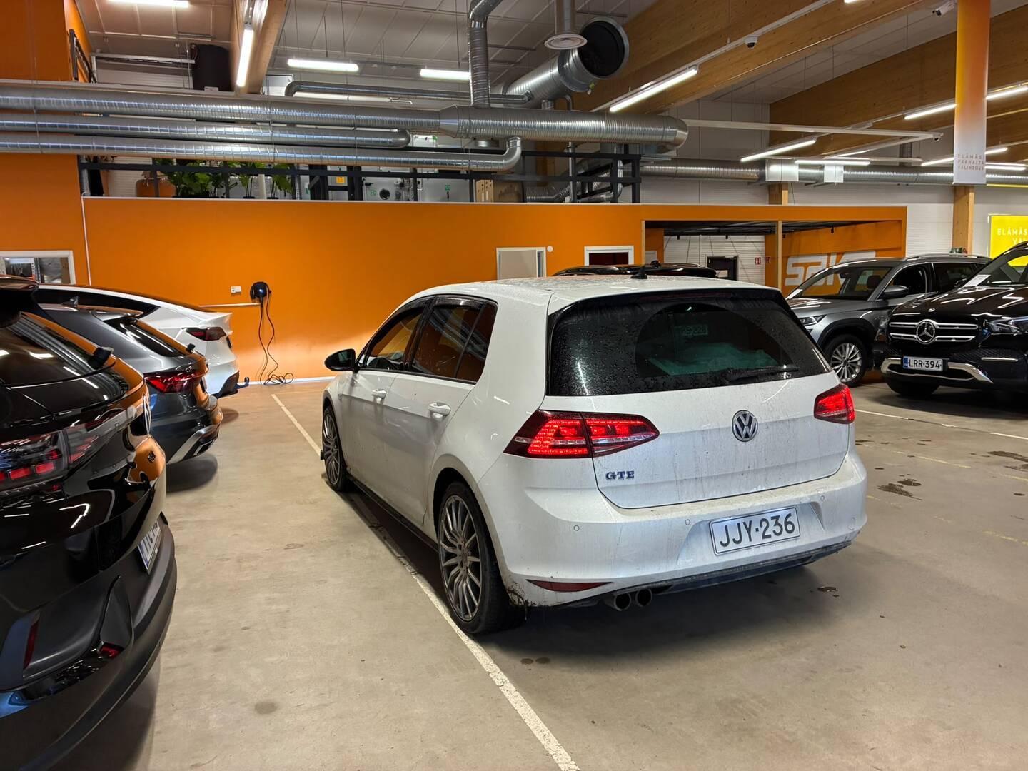 VOLKSWAGEN Golf 2014